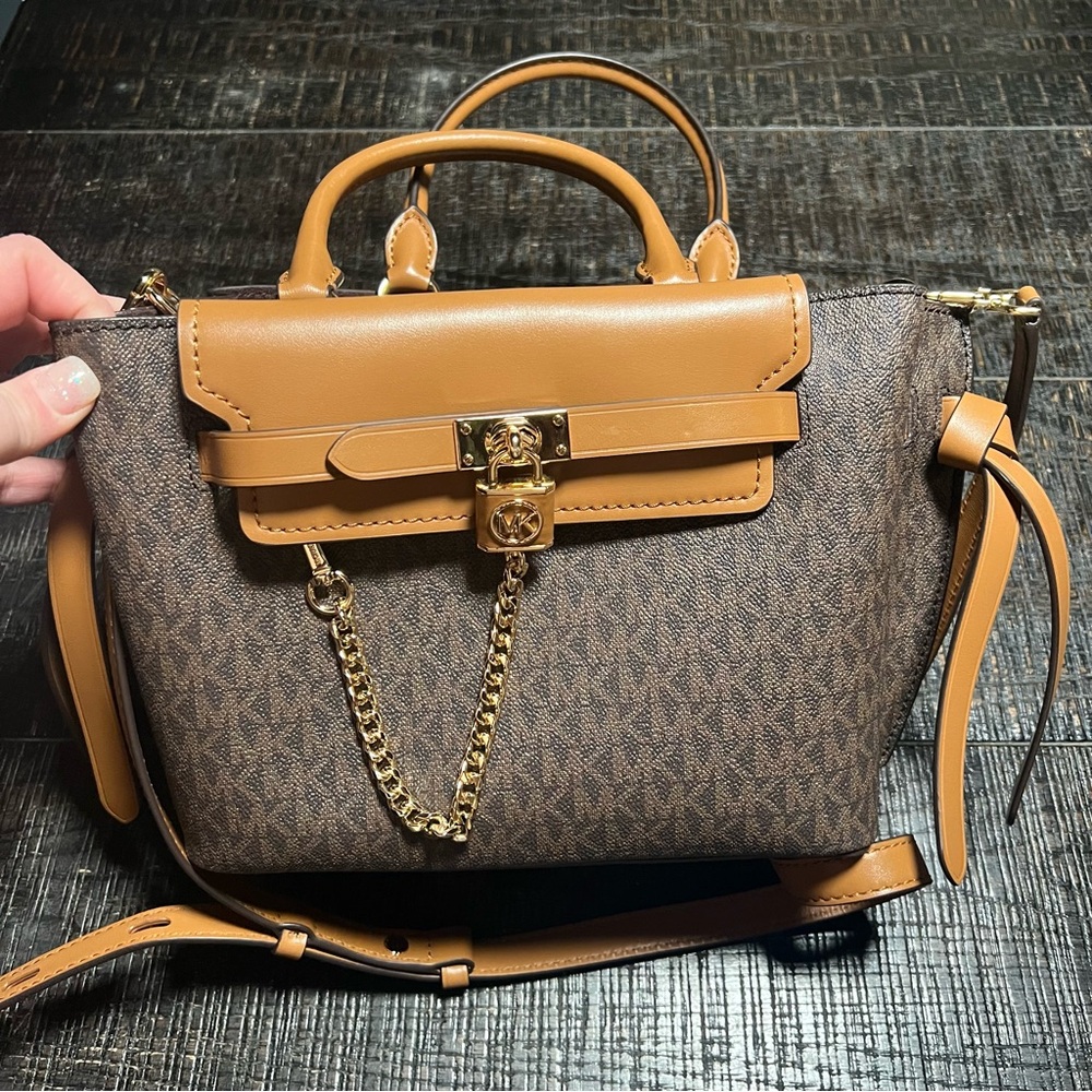 Like new Michael Kors Hamilton Legacy small logo belted satchel